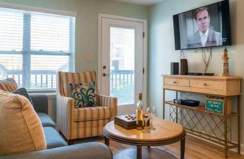 Coffeyville Apartment | Surfside II #109 home