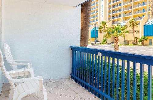 Coffeyville Apartment | Surfside II #109 home