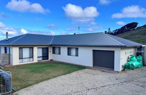 Cape Bridgewater House | Surfside Lodge on the beach