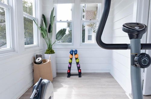 Asbury Park Apartment | Surfside Oasis Walk to beach