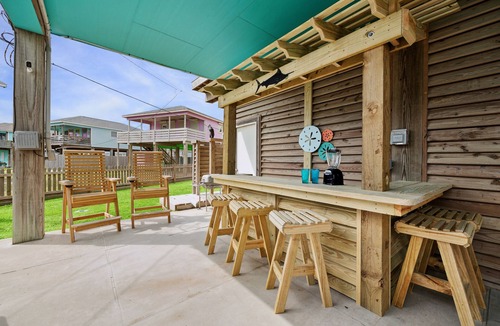 Surfside Beach House | 🌴Surfside paradise #1-amazing views, beach access🌴