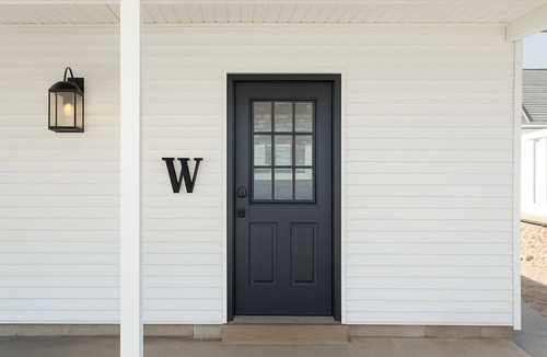 Wall House | Surfside Style – 2BR/1BA