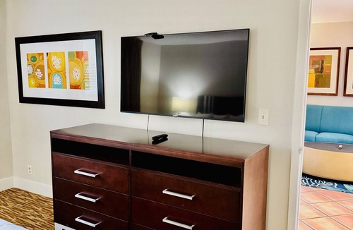 Lauderdale-by-the-Sea Hotel | Surfsider Resort