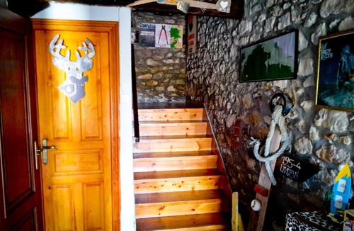 Somo Hostel | SURFtoLIVE House