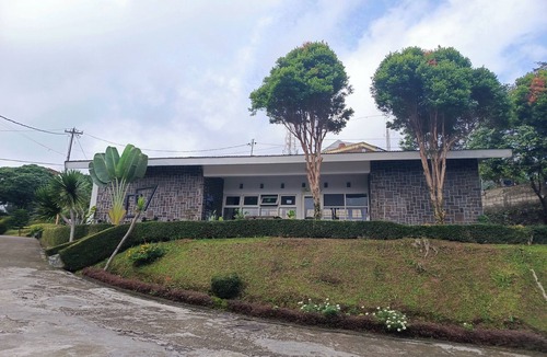 Ciloto Villa | Surga Family House