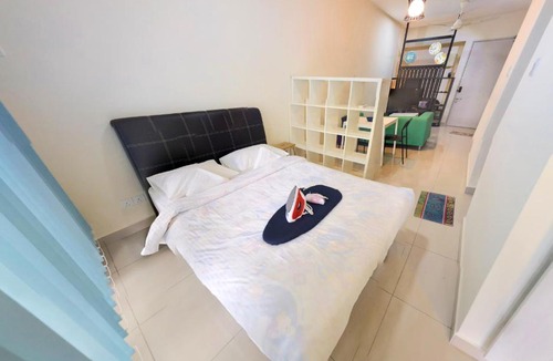 Bukit Jelutong Apartment | Suria Jelutong Studio by BeeStay