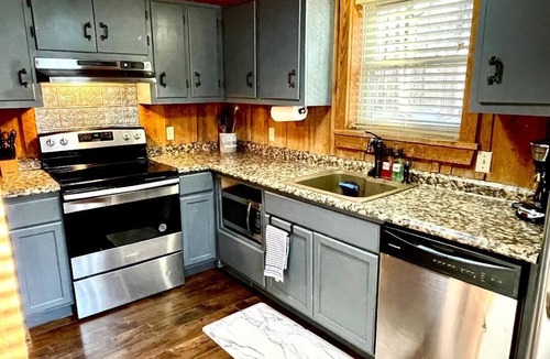 Counce Cabin | Surprise Valley - 3/2 Pickwick Lake Cabin - no pet fee
