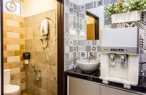 Benggali Hotel | Surprised Homestay by uBook