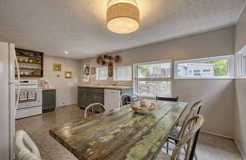 Ligonier Cabin | Surrender to Tranquility - Feather Ledge Cliffwood Colony