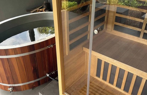 Lower Beechmont House | Surrounded by nature with panoramic mountain views