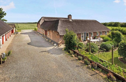 Ringkobing House | Surrounded by beautiful nature and open fields