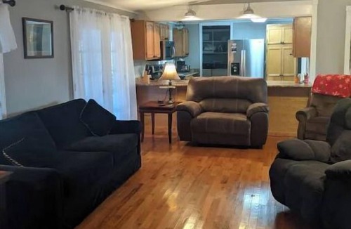 Sparta House | Surrounded by state parks!