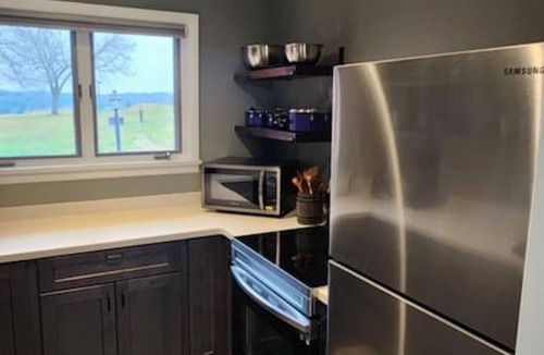 Waterbury Center Apartment | Suss View Suites-Hunger Mtn.