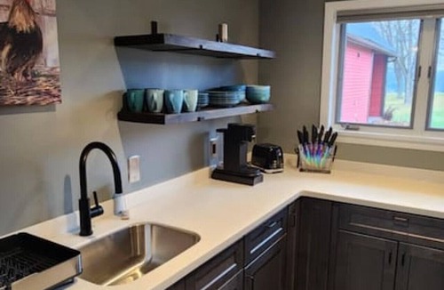Waterbury Center Apartment | Suss View Suites-Sterling Mtn.
