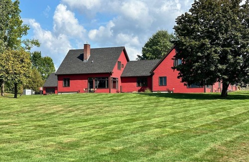 Waterbury Center Apartment | Suss View Suites-Sterling Mtn.