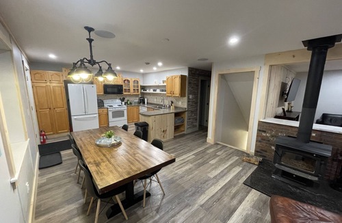 Cumberland County Cabin | Sutherlands Lake Lodge