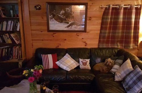 Hatherton House | Sutton Coldfield 2-Bed Caravan Parking & Bar-B-Q