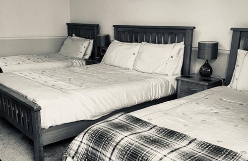 Stonnall House | Sutton Guest House