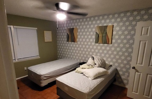Southpoint House | Sutton Place