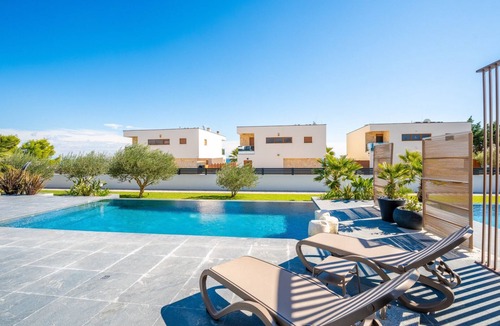 Vir Villa | Suva Punta Luxe by Villas Guide