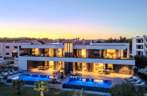 Vir Villa | Suva Punta Luxe by Villas Guide