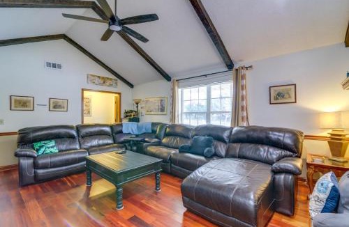 Suwanee Apartment | Suwanee Apt with Pet-Friendly Yard, Walk to Park!
