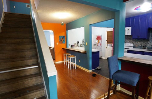 Vollintine-Evergreen House | Suzy B's Musical Midtown Getaway