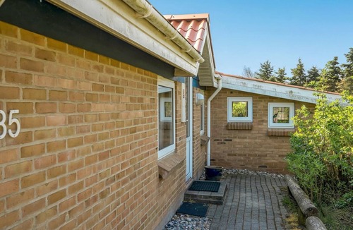 Lodbjerg Hede House | "Svane" - 1.2km from the sea by Interhome
