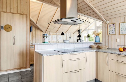 Lakolk House | "Svenny" - 800m from the sea by Interhome