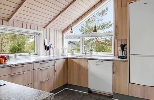 Lakolk House | "Svenny" - 800m from the sea by Interhome