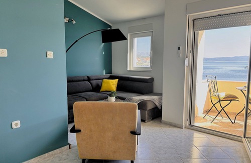 Posedarje Apartment | Sveti Duh Apartment Seaview