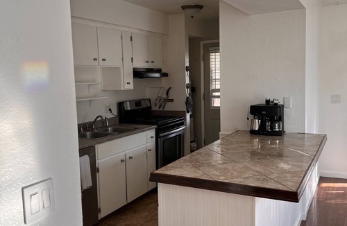 Sierra Vista House | SW Charm! Fall Special – Close to Everything Minutes from the Base 3/2