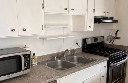 Sierra Vista House | SW Charm! Fall Special – Close to Everything Minutes from the Base 3/2