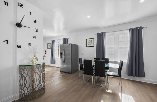 Detroit House | SW Detroit 3BR | 5–10 Min Downtown + Parking