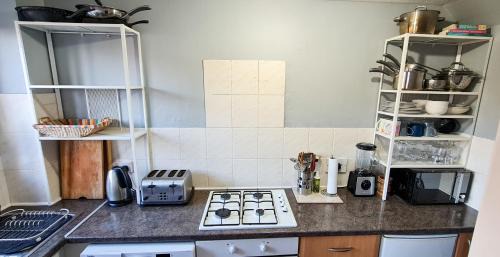 Lavender Fields Apartment | SW19 - Quiet split-level 2-bedroom maisonette with garden