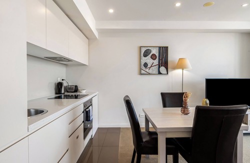 Adelaide Central Business District Apartment | Swainson on Balfours