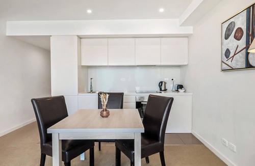 Adelaide Central Business District Apartment | Swainson on Balfours