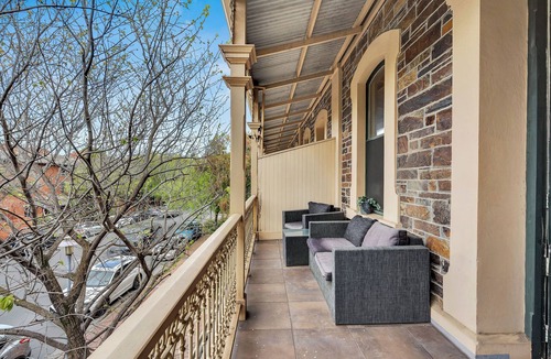 Adelaide Central Business District House | Swainson on Carrington