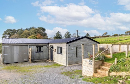 Burgh Island House | Swallow barn | 2 bed in tranquil setting | Surfing