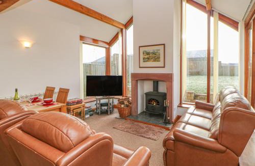 Wing House | Swallow Cottage