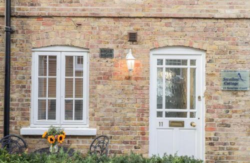 Herne Bay House | Swallow Cottage