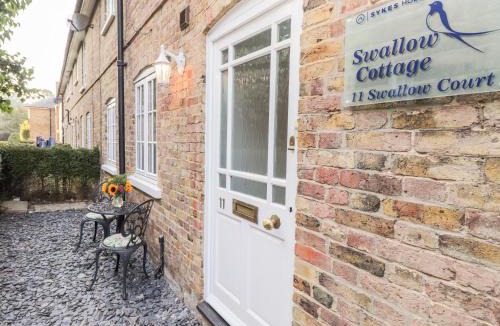 Herne Bay House | Swallow Cottage
