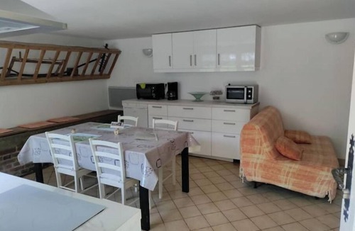 Allouville-Bellefosse Villa | Swallow hut