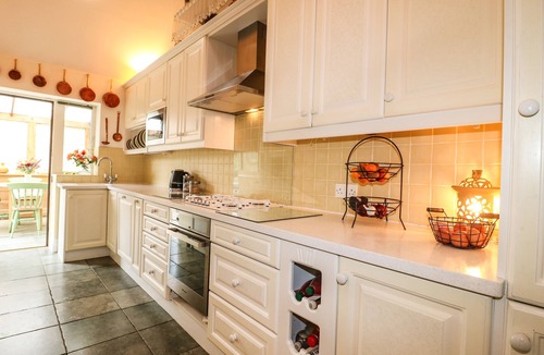 Holymoorside Cottage | Swallows Barn