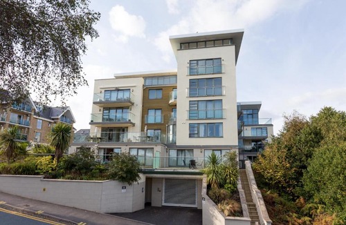 Westbourne House | Swallows