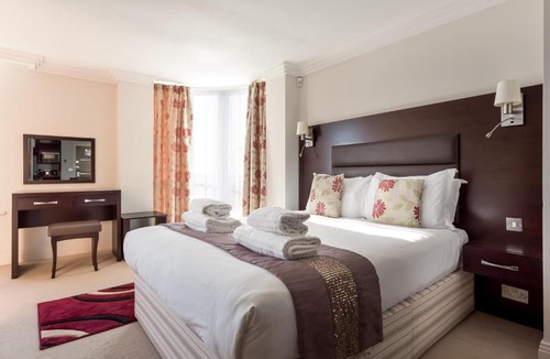 Westbourne House | Swallows