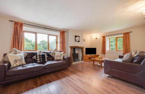 Fence House | Swallows