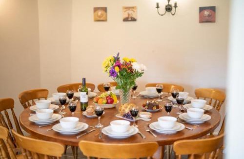 Fence House | Swallows