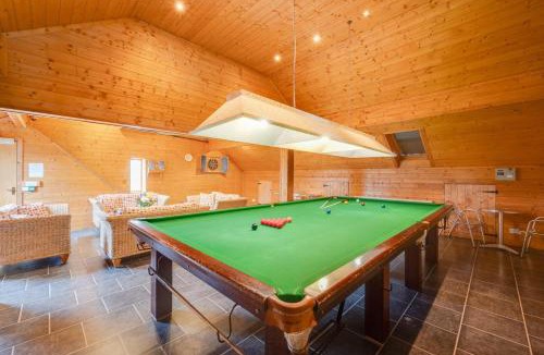 Fence House | Swallows