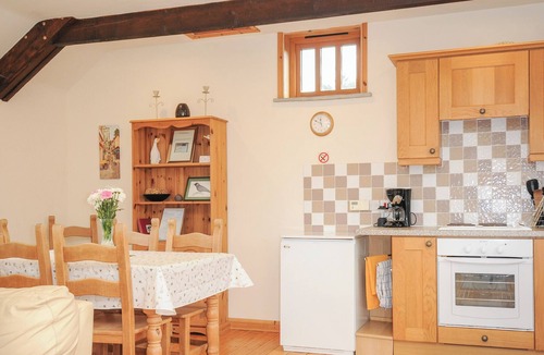 Brazzacott Cottage | SWALLOWS NEST, character holiday cottage, with a garden in Launceston